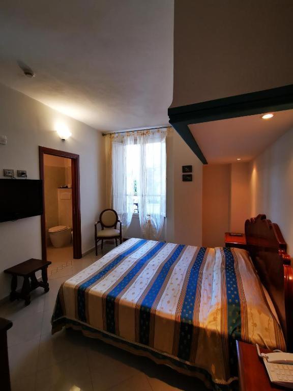 Hotel Hieracon การ์โลฟอร์เต ภายนอก รูปภาพ